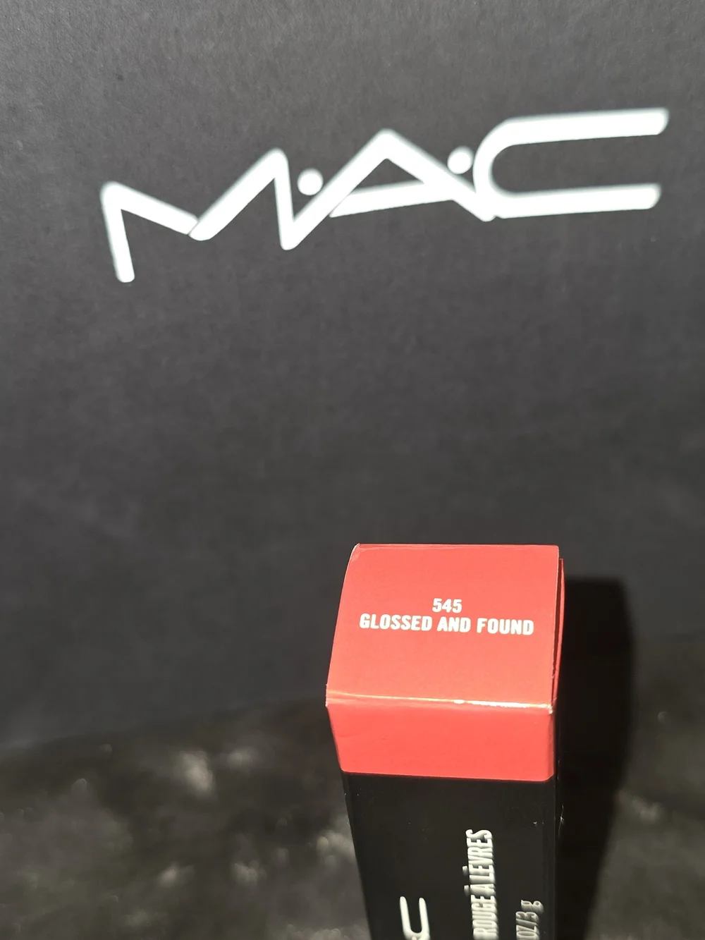 MAC Cosmetics line lustreglass